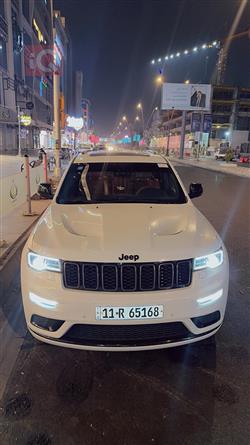 جیپ گراند شیرۆکی